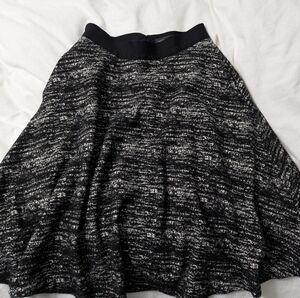 Banana Republic Black & White Long A-Line Skirt